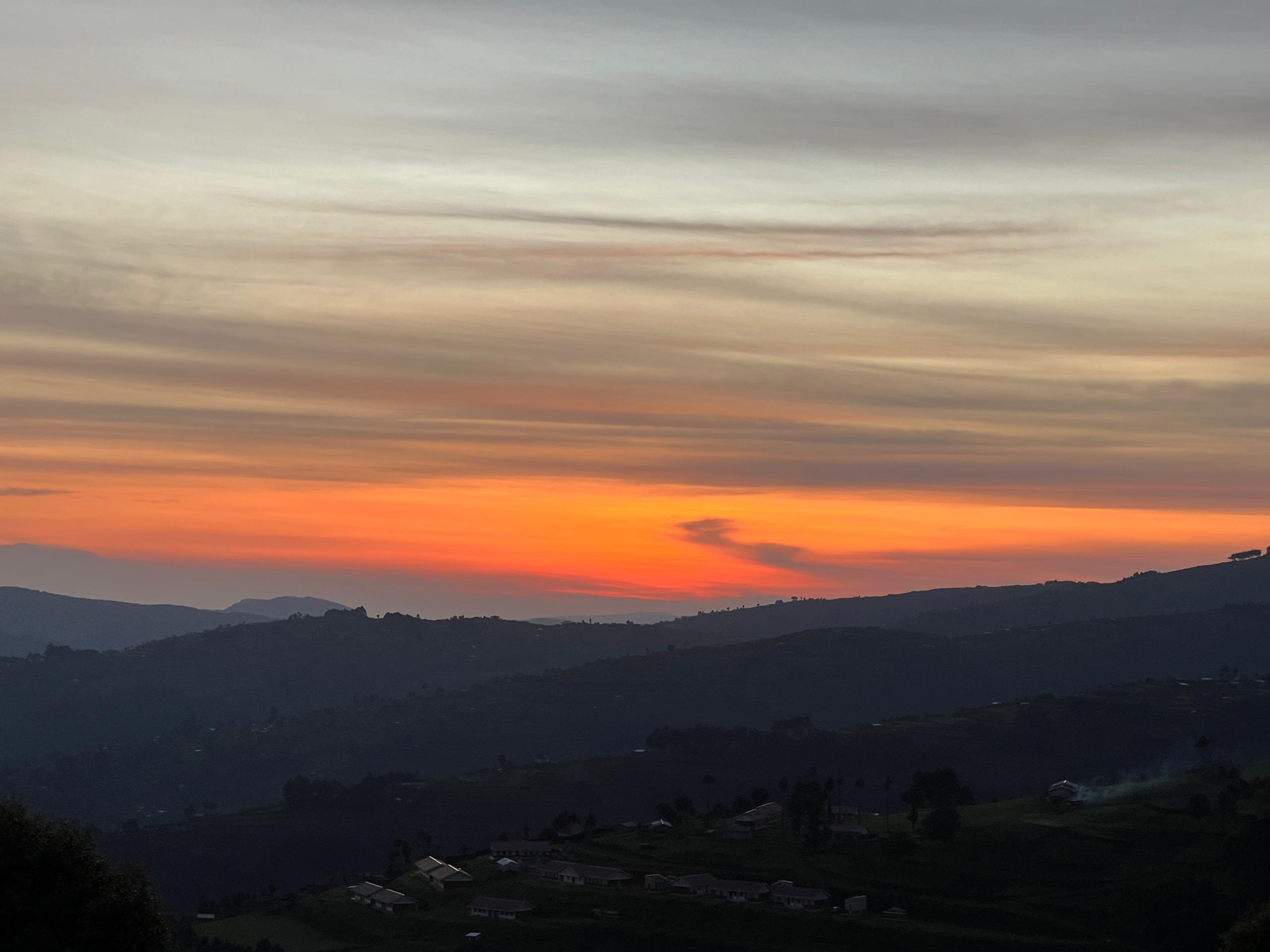 Lake Bunyonyi scenery for a relaxed family safari break in Uganda