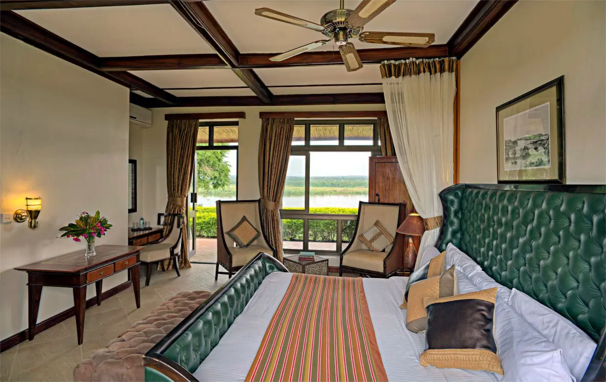 Paraa Safari Lodge