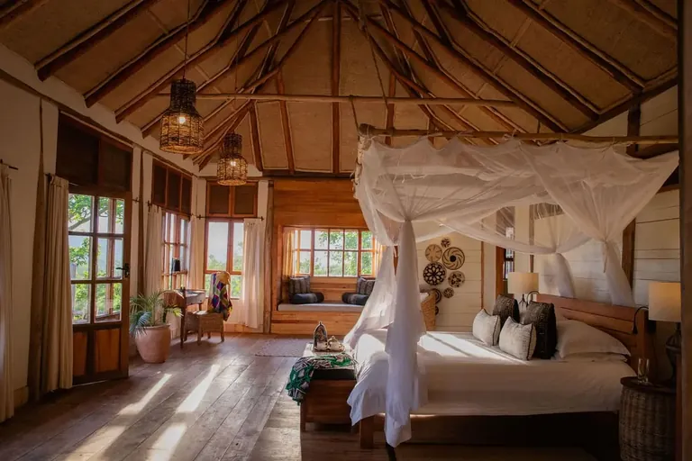 Kyambura Gorge Lodge room