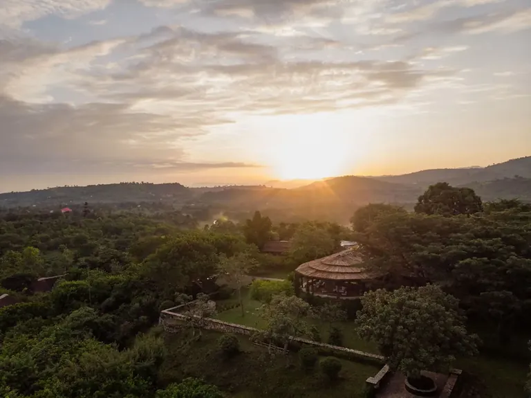 Kyambura Gorge Lodge overview